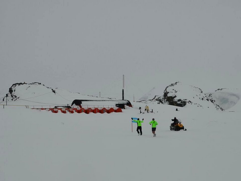 Carrera 8k en la Antártida