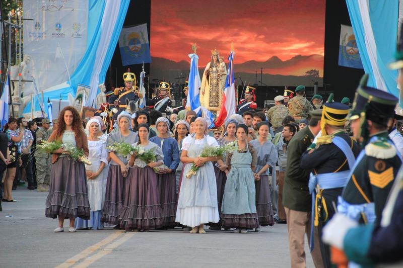 Ceremonia por el Bicentenario del Cruce de los Andes